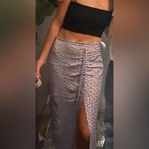 Zara floral midi / maxi skirt with slit. Size small. Brand new with tags